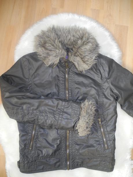 Bunda, marks & spencer,152