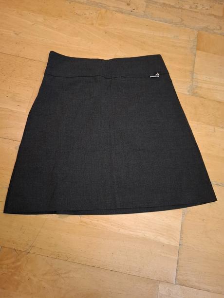 Sukně vel 134, marks & spencer,134