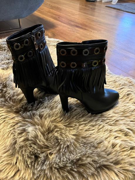 Elegantní kožené kozačky, 37