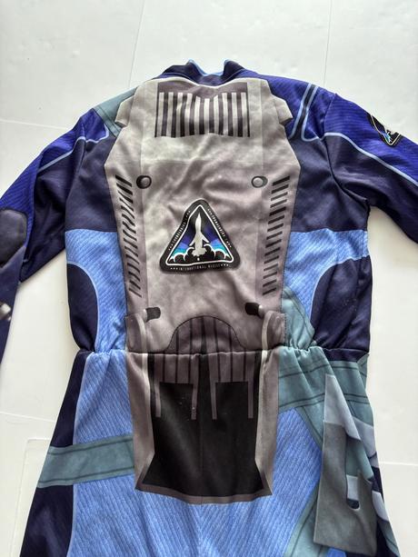 St1/ kostým thunderbirds -v.cca 6/7 let, 