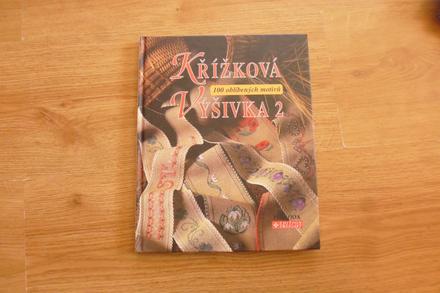 Křížková výšivka,