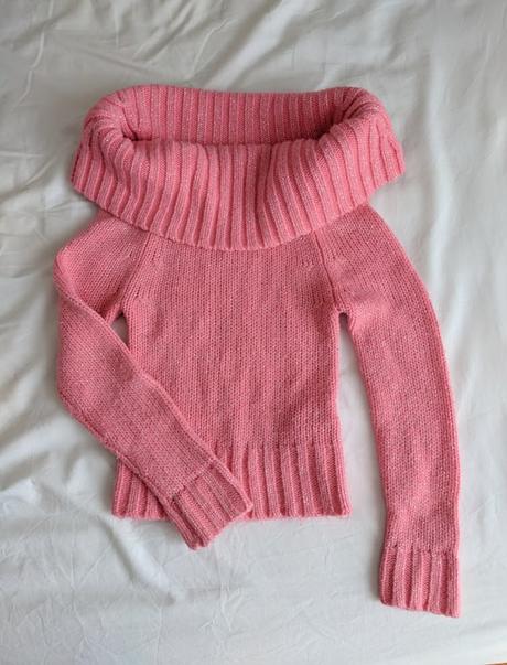 Svetr s širokým rolákem, 98