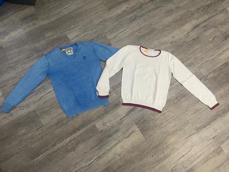 2x lehký svetr, 152