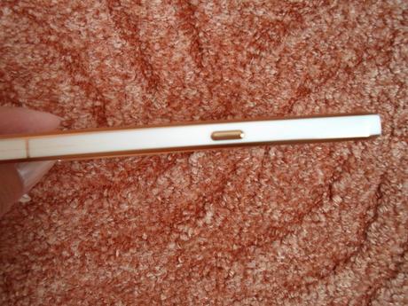 Bílý kryt na telefon moto e7,