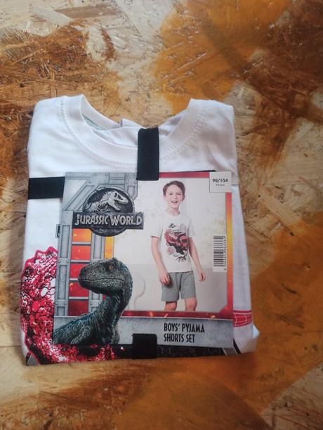 Džíny a souprava, 104–116