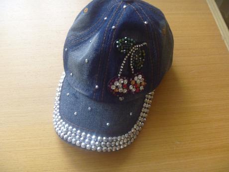 Riflová kšiltovka s kamínky, vel. 7-10 let, 128