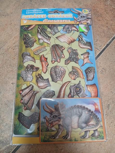Prostorová samolepka a gumy dinosaurus, nové, 