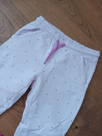 Tepláčky č.128, 128