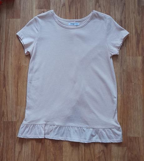 Tričko s ozdobnými zády v.134, sinsay,134