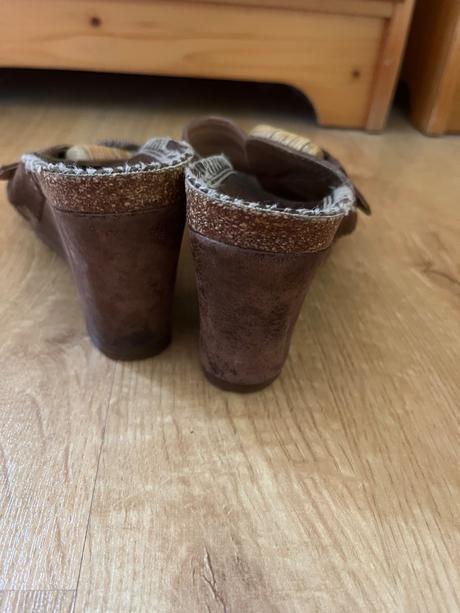 Kožené boty na klínu, baťa,37