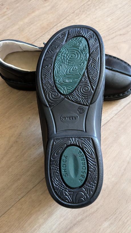 T447  kožené zdravotní střevíčky vel. 39, 39