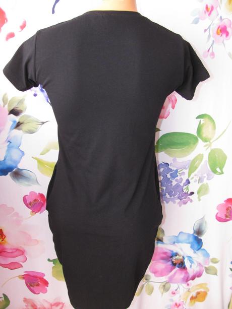 Dámské přiléhavé mini šaty, malé černé, l