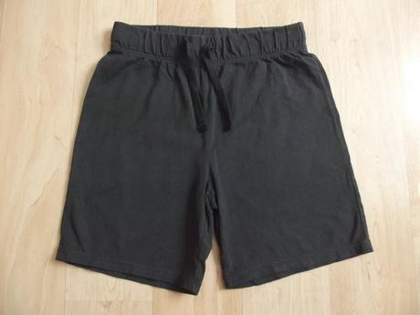 Šortky v.134, h&m,134