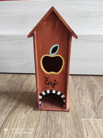 Dřevěný domeček na sáčkové čaje, 