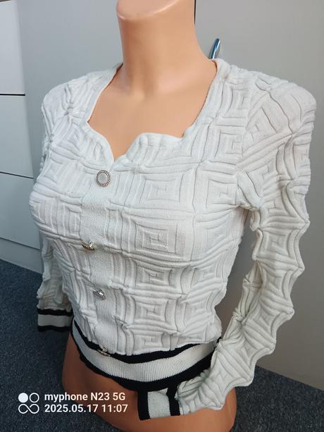 Svetr crop-top zn."shein" vel."m", m