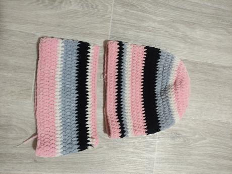 Čepice a nákrčník, 104