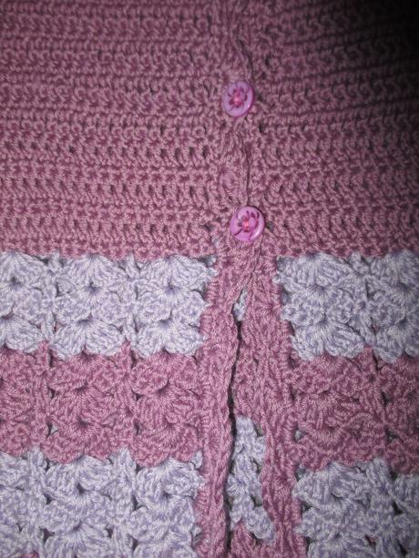 Háčkovaná vestička 116/122, 116