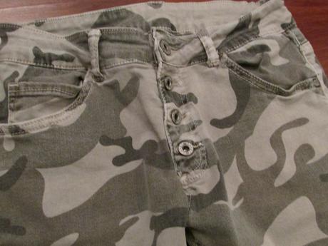 Maskáčové kalhoty, 146