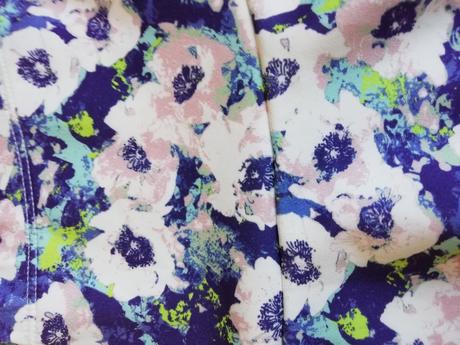 Květovaná sukně atmosphere, velikost 34, atmosphere,34