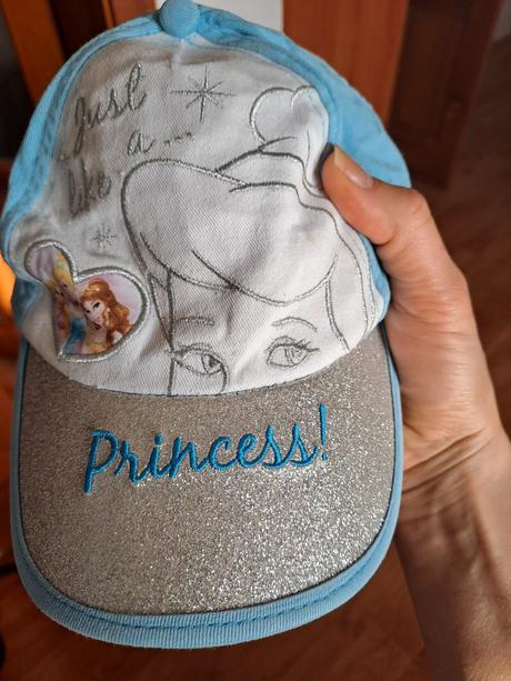 Dívčí letní kšiltovka disney, obvod cca od 51 cm, 110