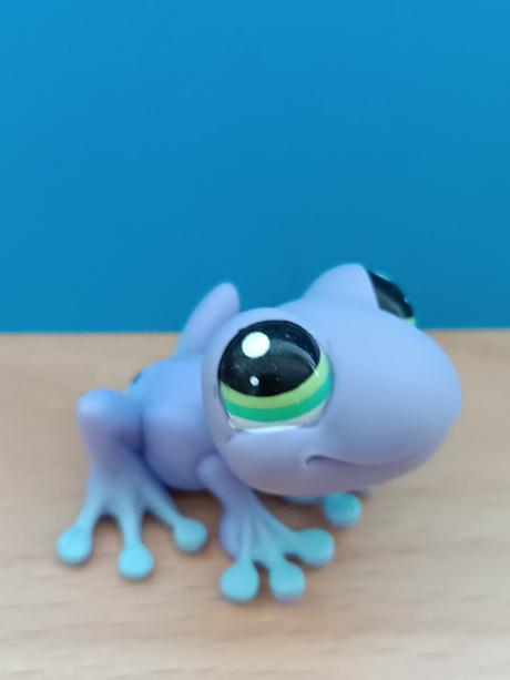 Lps fialová žabka,