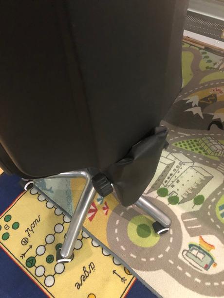 Stul - nastavitelna vyska a zidle,