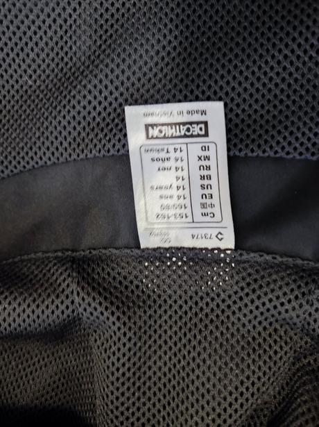 Šusťáková bunda kipsta vel. 152, kipsta,152