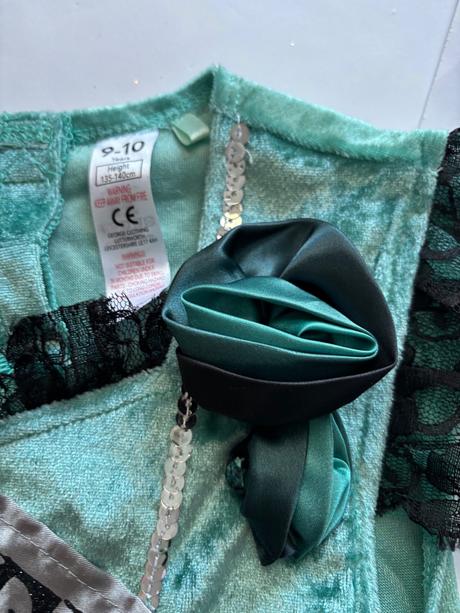 An6/ kostým halloween princezna - v.9/10 let, 