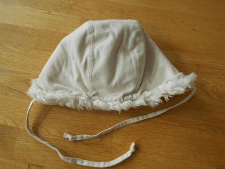 Dívčí čepice od vel.92-104, 92