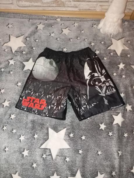 Koupací kraťasy, 134