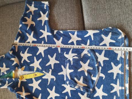 Fleesová osuška, značka ani velikost neuvedena.,