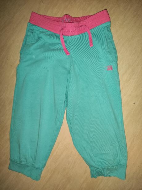 Dvoje kraťásky 146/152, crashone,146