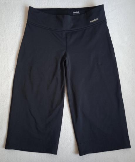 Dámské sportovní 3/4 kraťasy reebok m 38, reebok,m