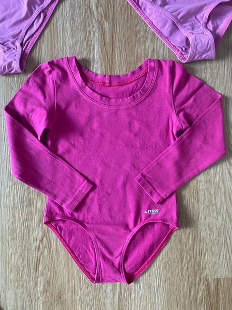 Dívčí gymnastický dres - 2ks, 122