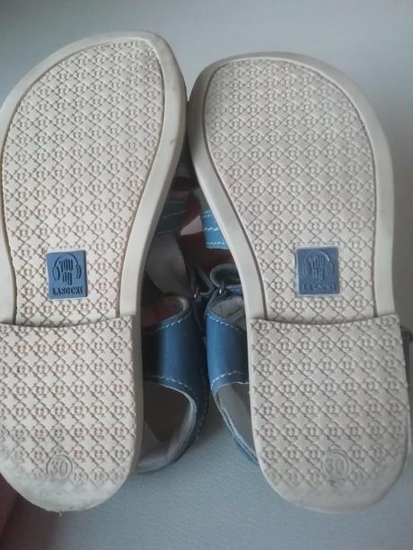 Sandálky, lasocki,30
