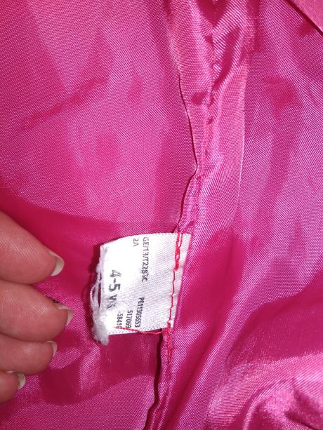 Vesta vel. 4-5let, f&f,110