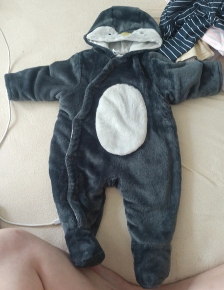 Overal tucnak, c&a,62