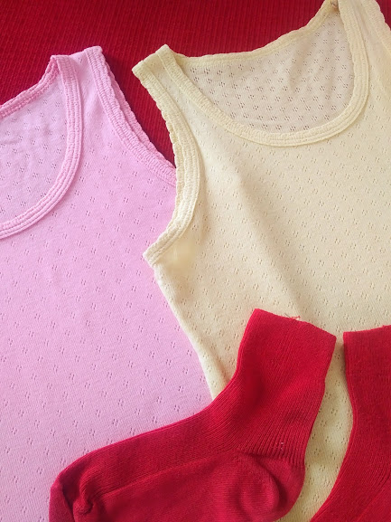 Nátělník 2x a ponožky 4-5 let, 86–98