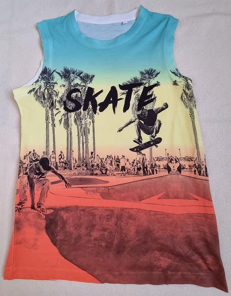 Nátělník- tílko se skatem, c&a,152