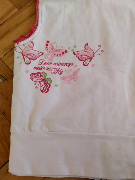 Bílá vesta s kapucí, wolf,122