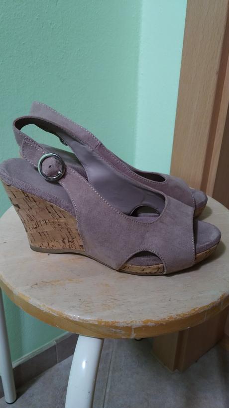 Letní botky na klínku, deichmann,36