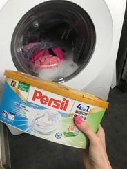 Gelové prací kapsle Persil Discs Sensitive 4v1
