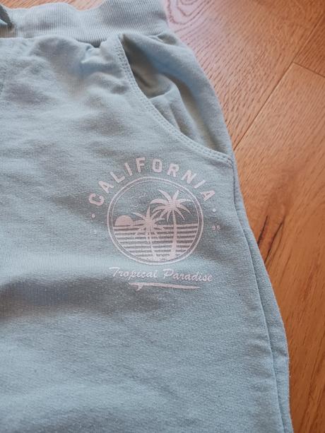 Tepláčky č.134, 134