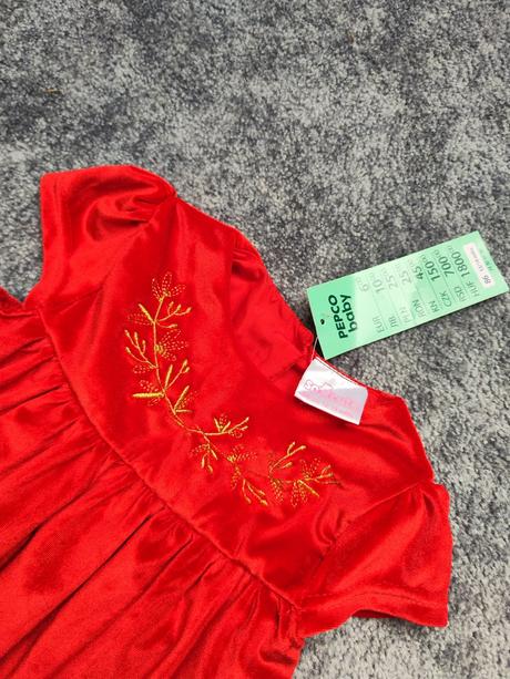 Sváteční sametové šaty, pepco,86