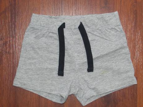 Šortky, lupilu,74