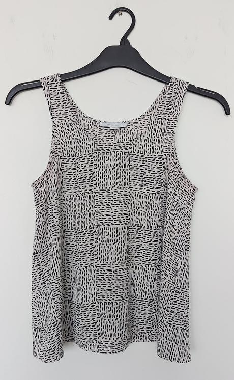 Tílko, atmosphere,36