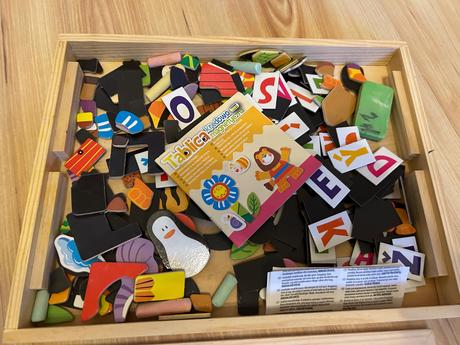 Magnetická tabulka, 