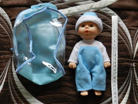 Hračky- panenka, 