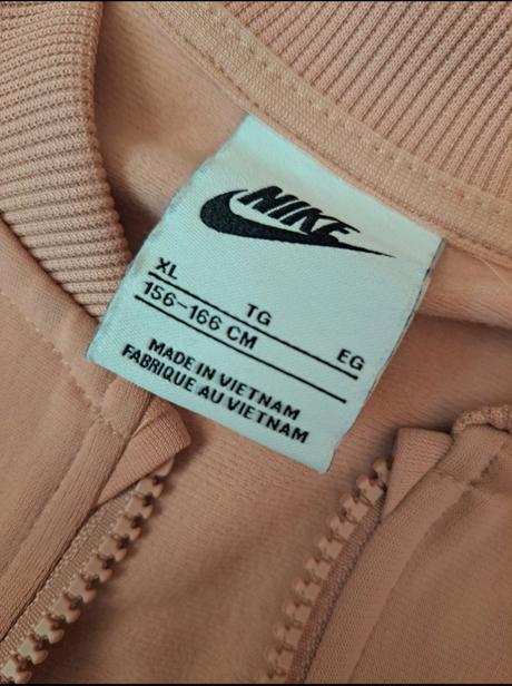 Nike tepláková souprava, nike,158