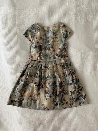 Slavnostní šaty dunnes, 116